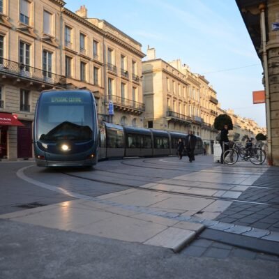 bordeaux-2524981_1920